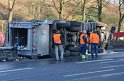 VU Muellwagen umgestuerzt Koeln Buchforst Heidelbergerstr P132